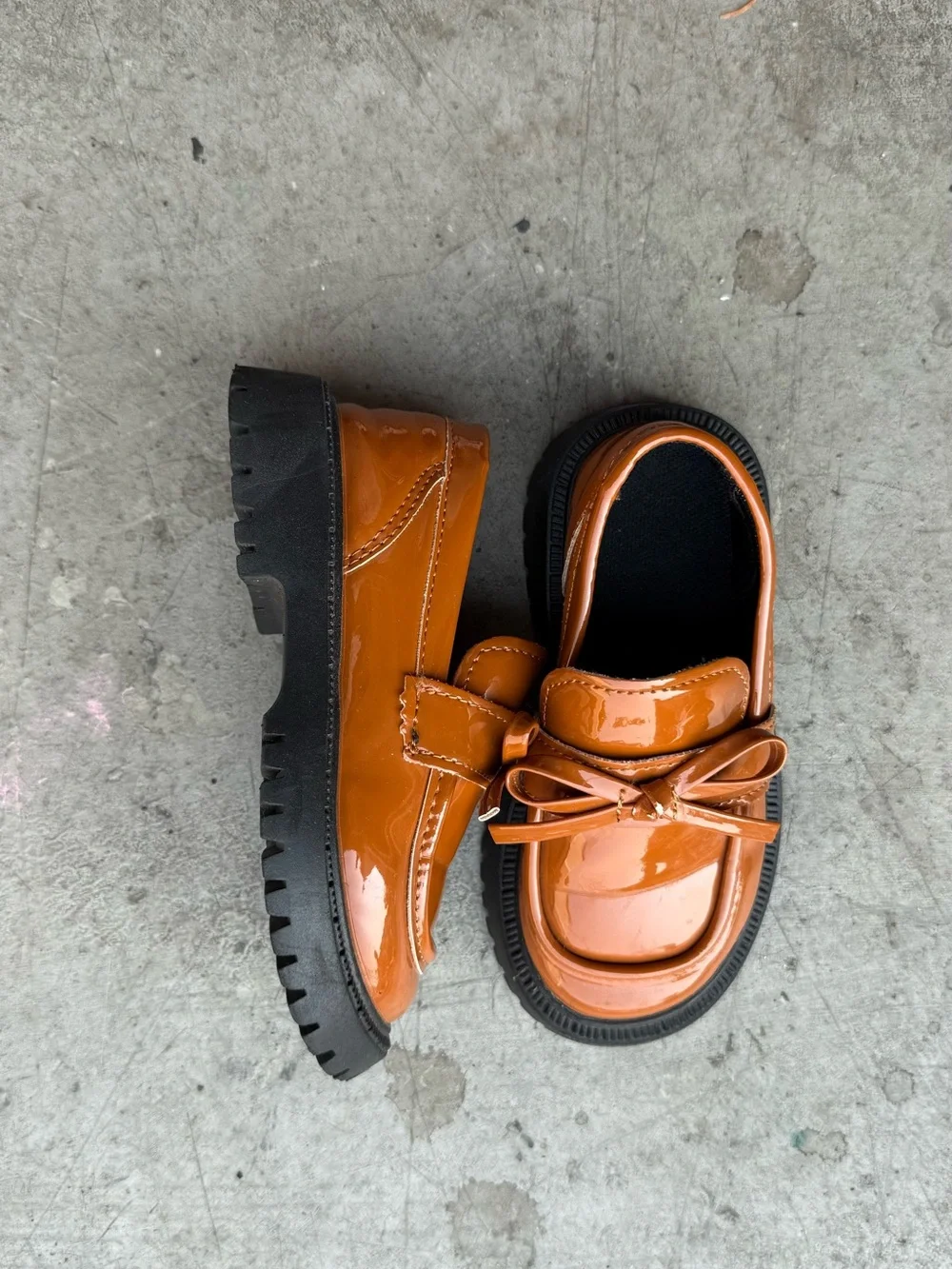 Kids dress shoes